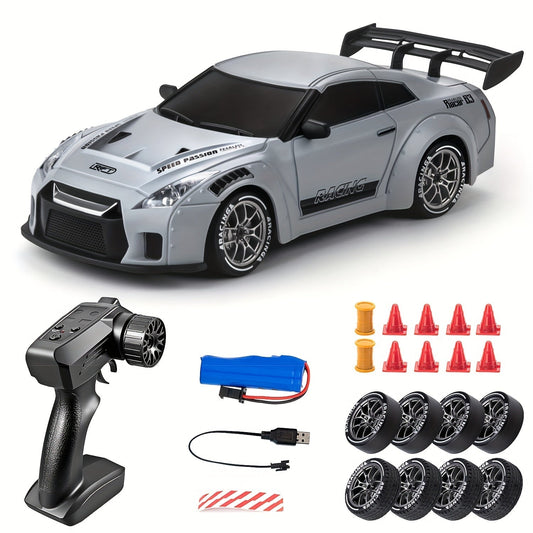 RC Driftauto Speelgoedauto Met Afstandsbediening, Extra Wielen, Pionnen En Parcours Set 6+ Jaar - KidsKorner